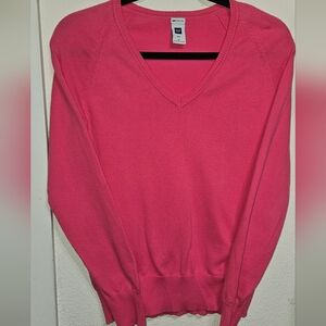 GAP Women's V-Neck Sweater in Vibrant Pink